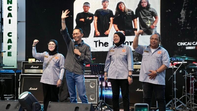 Kepala BP Batam, Amsakar Achmad, saat menghadiri konser internasional bertajuk Rock Friend’z Batam 2025, Minggu (28/9/2025).